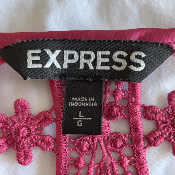 Express Silky blouse with crochet lace detail. - Picture 3 of 8